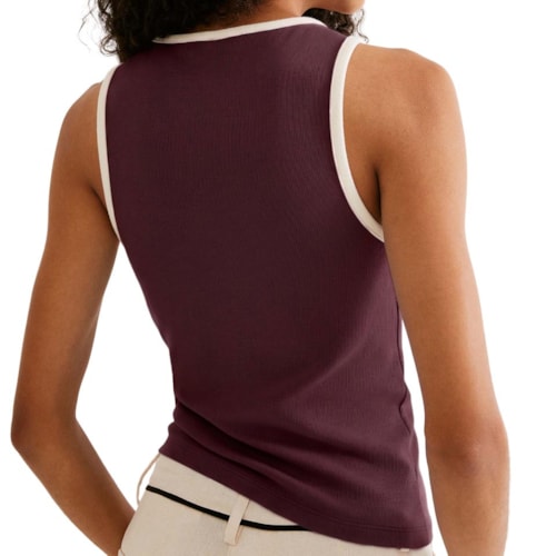 Detalhe - Blusa Hering De Malha Sem Manga 4AP9 Vinho/Off