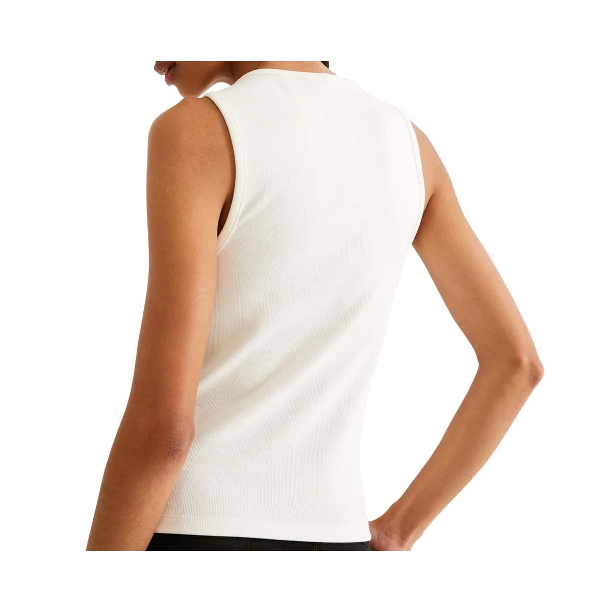 Blusa Hering De Malha Sem Manga 4Aqq Branco Off White Blusa Hering De Malha Sem Manga 4Aqq Branco Off White