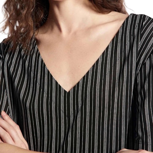 Detalhe - Blusa Hering Em Viscose Meia Manga 4H7Q Coffee