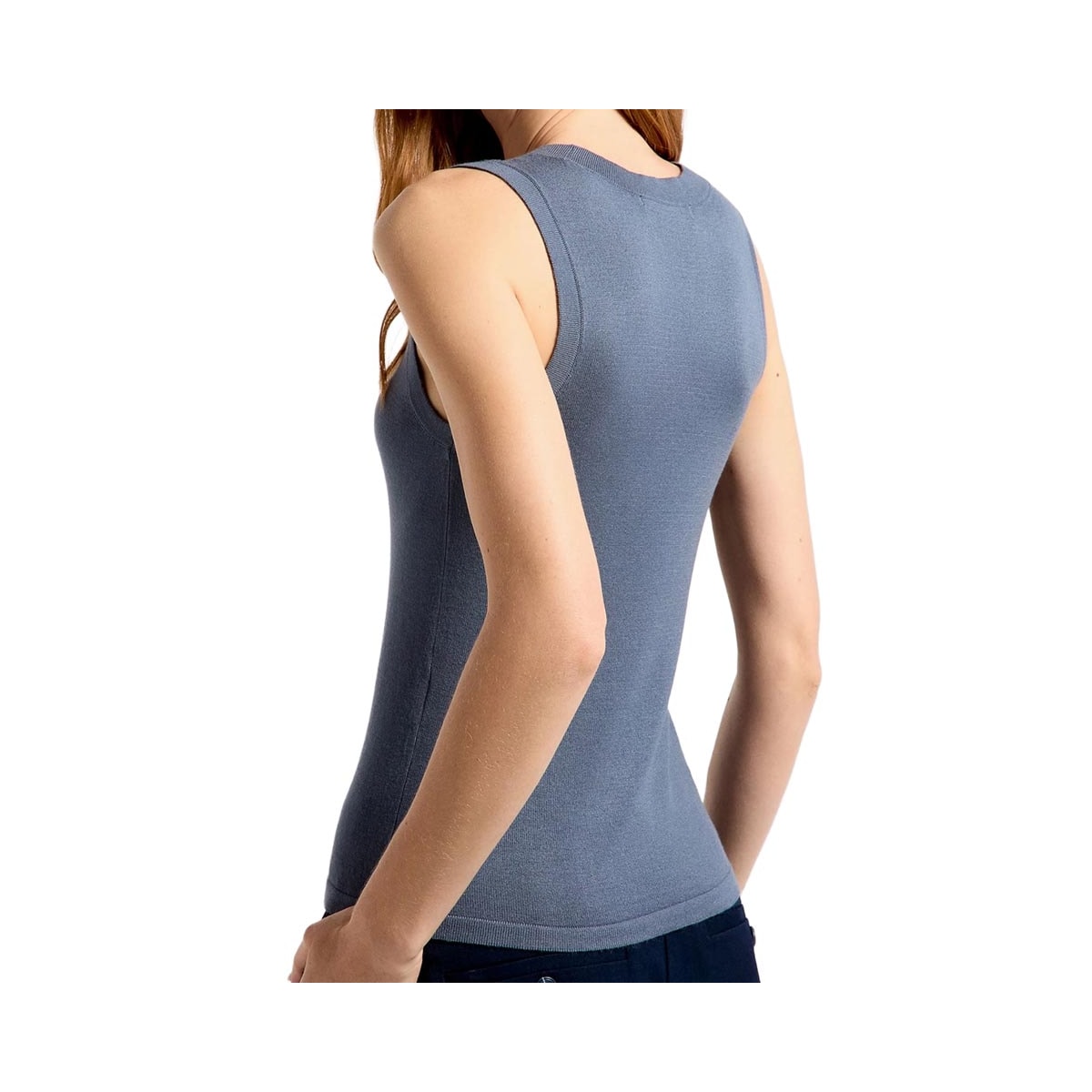 Blusa Hering Sem Manga Decote U Em Tricô K5AG Cinza Chumbo