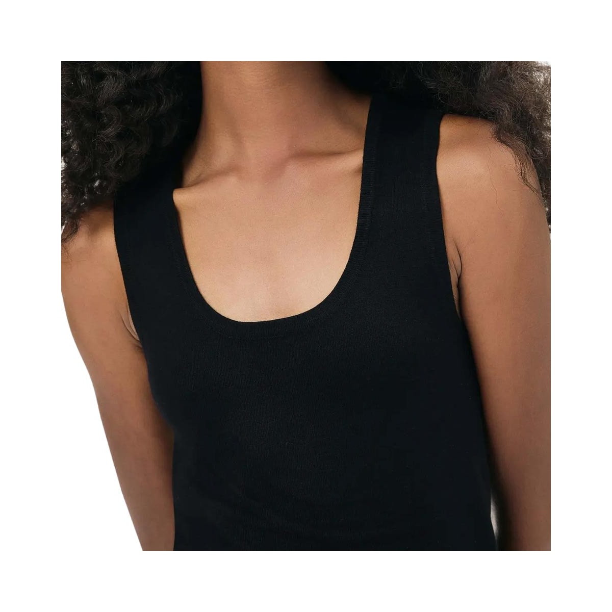 Blusa Hering Sem Manga Decote U Em Tricô K5ag Preto N10si Blusa Hering Sem Manga Decote U Em Tricô K5ag Preto N10si