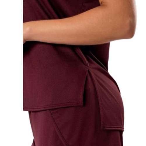 Detalhe - Blusa Mov Hole Fitness M0424 Burgundy