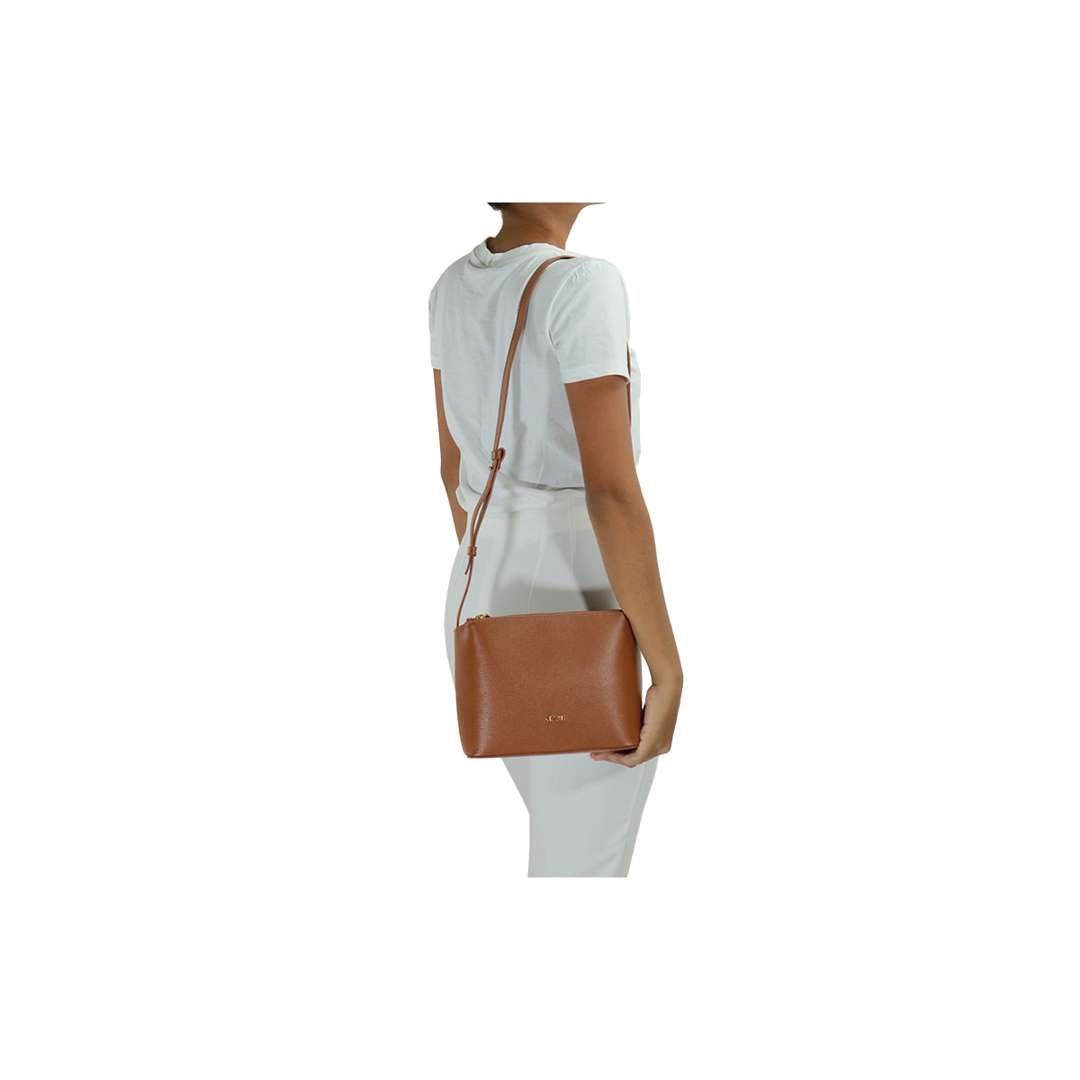 Bolsa Classe Croosbody De Couro 2633-2 Nocciola 38 Bolsa Classe Croosbody De Couro 2633-2 Nocciola 38