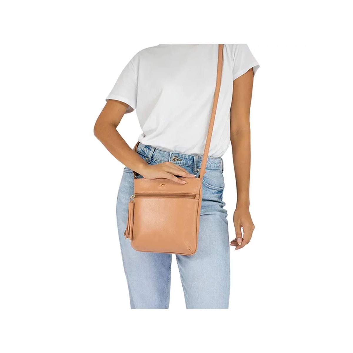 Bolsa Classe Feminina Tiracolo De Couro 302 Tan Bolsa Classe Feminina Tiracolo De Couro 302 Tan