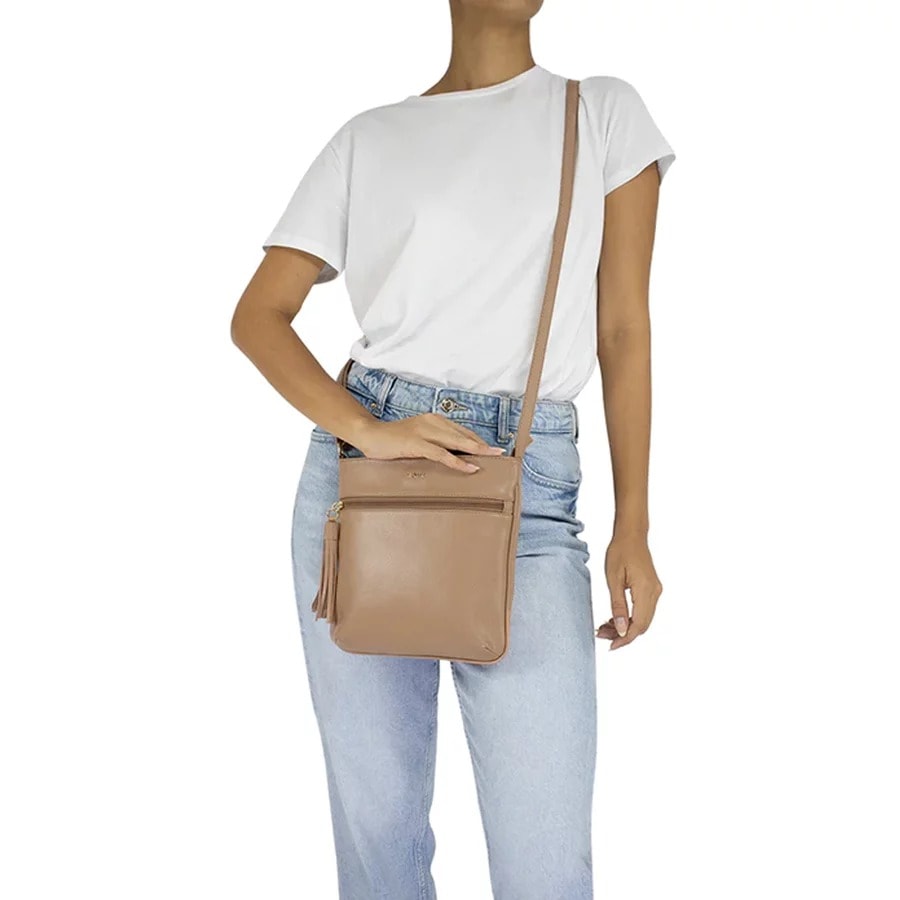 Bolsa Classe Feminina Tiracolo De Couro 3136 Crepe