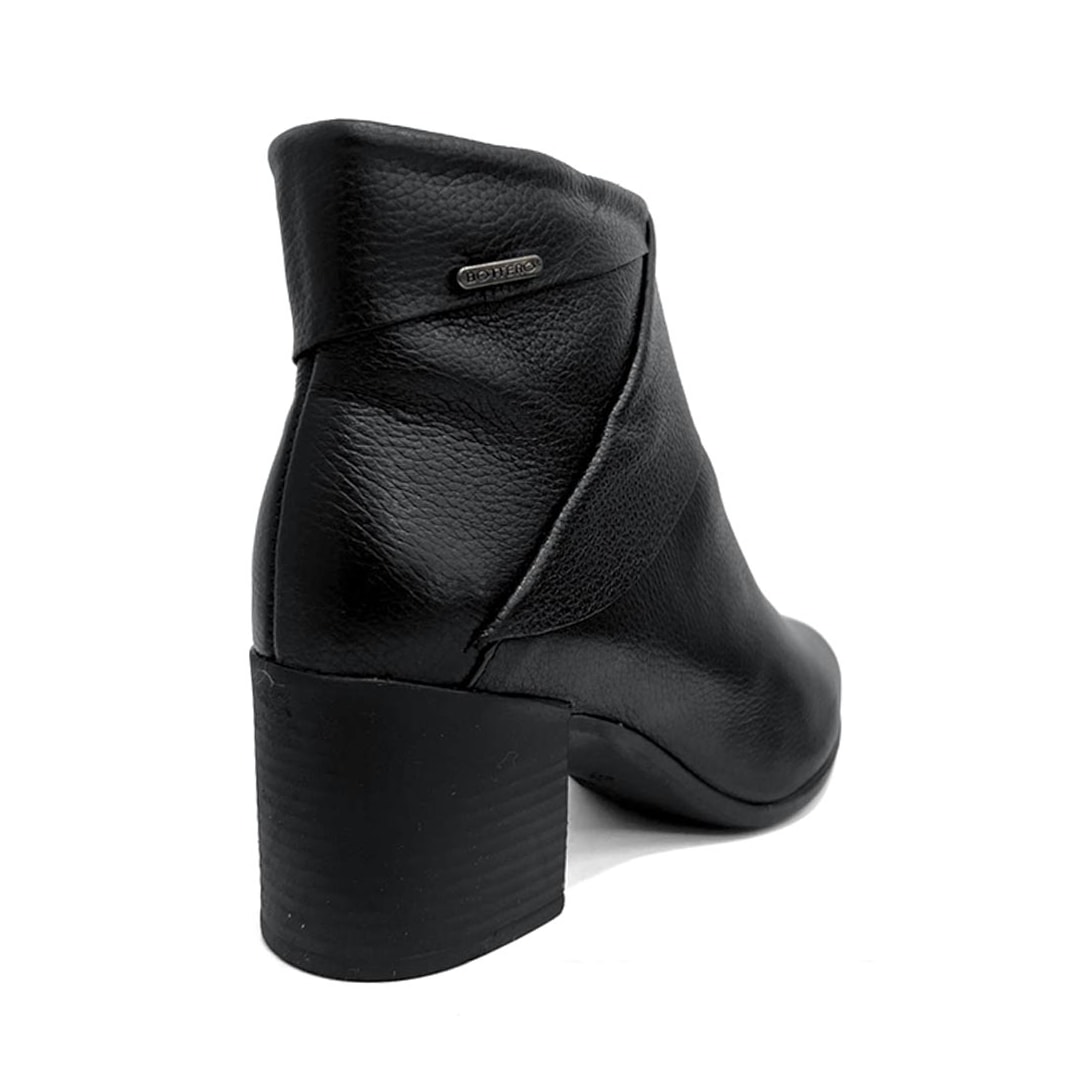 Bota Bottero Cano Curto De Couro 346918 Preto Bota Bottero Cano Curto De Couro 346918 Preto