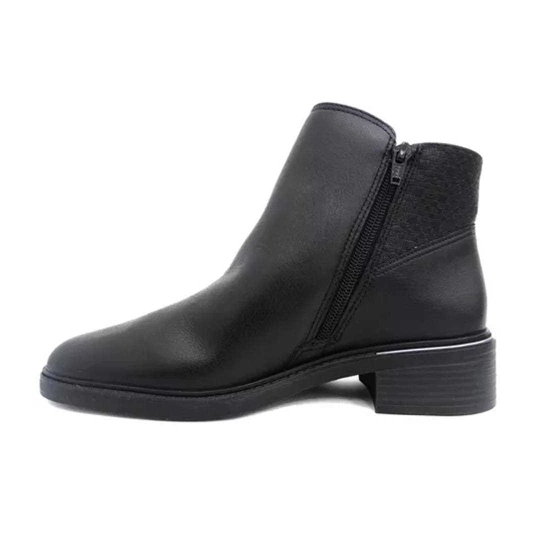 Bota Comfortflex Cano Baixo 23-69301 Preto Bota Comfortflex Cano Baixo 23-69301 Preto