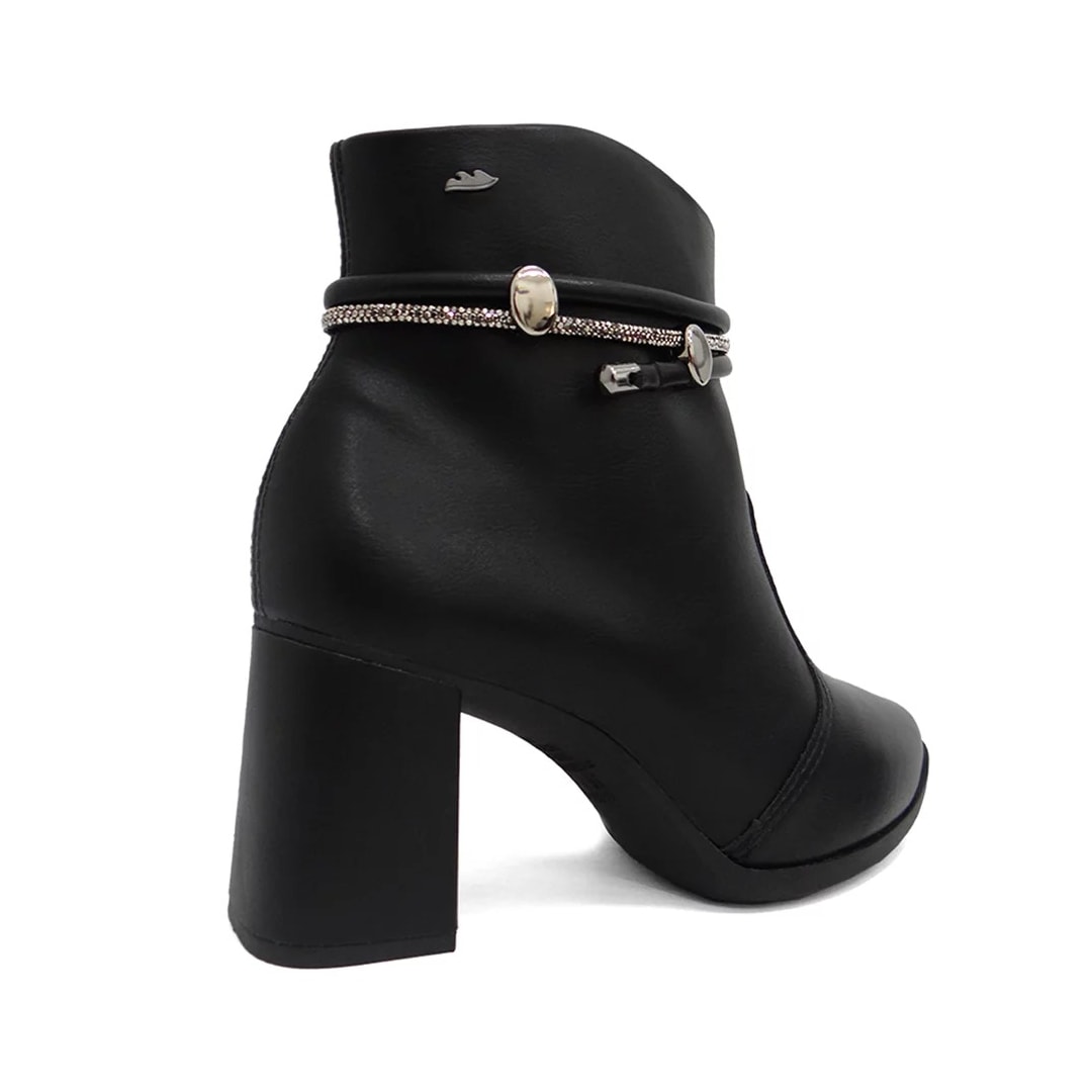 Bota Dakota Cano Curto Feminino G9901 Preto Bota Dakota Cano Curto Feminino G9901 Preto
