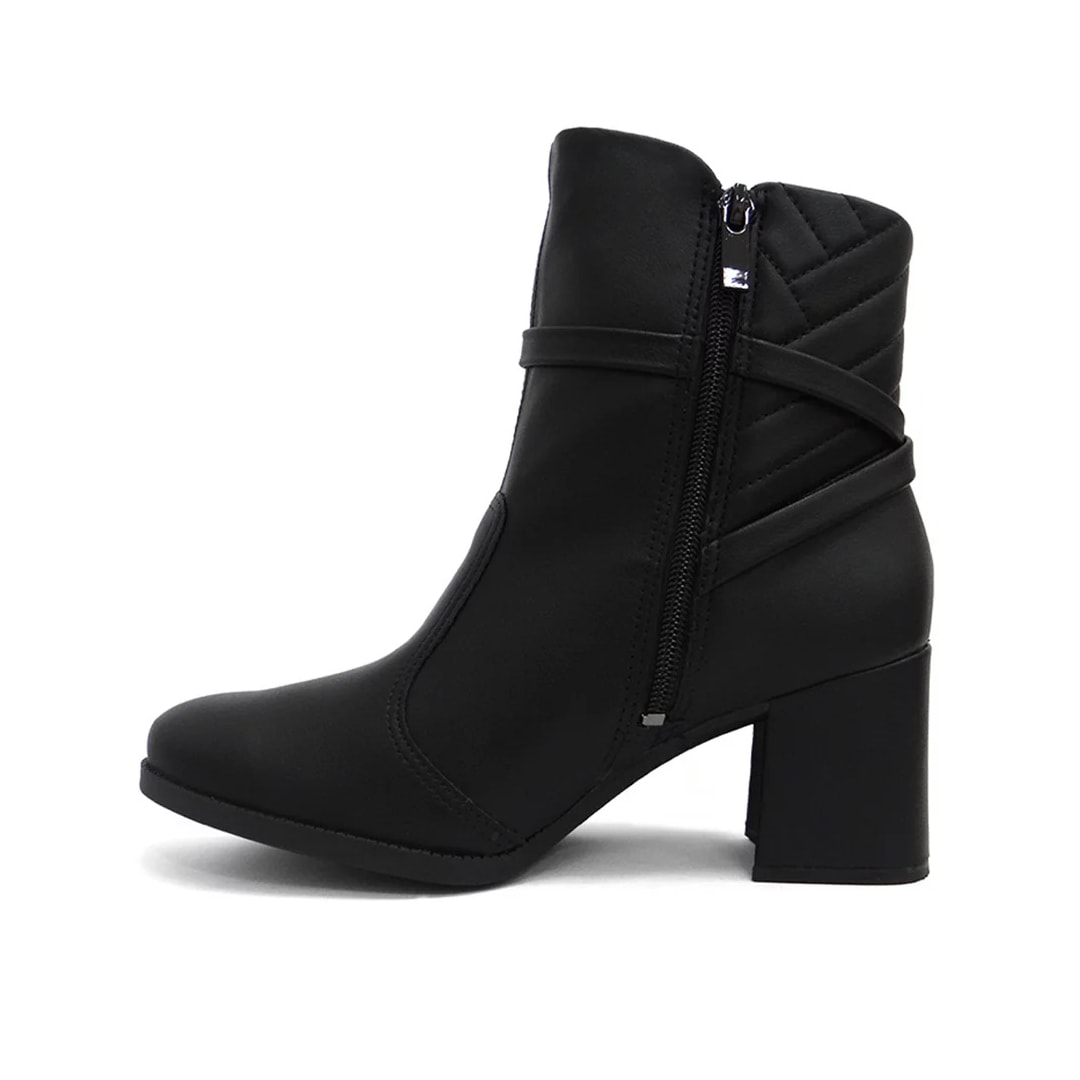 Bota Dakota Cano Curto Salto Bloco G9612 Preto Bota Dakota Cano Curto Salto Bloco G9612 Preto