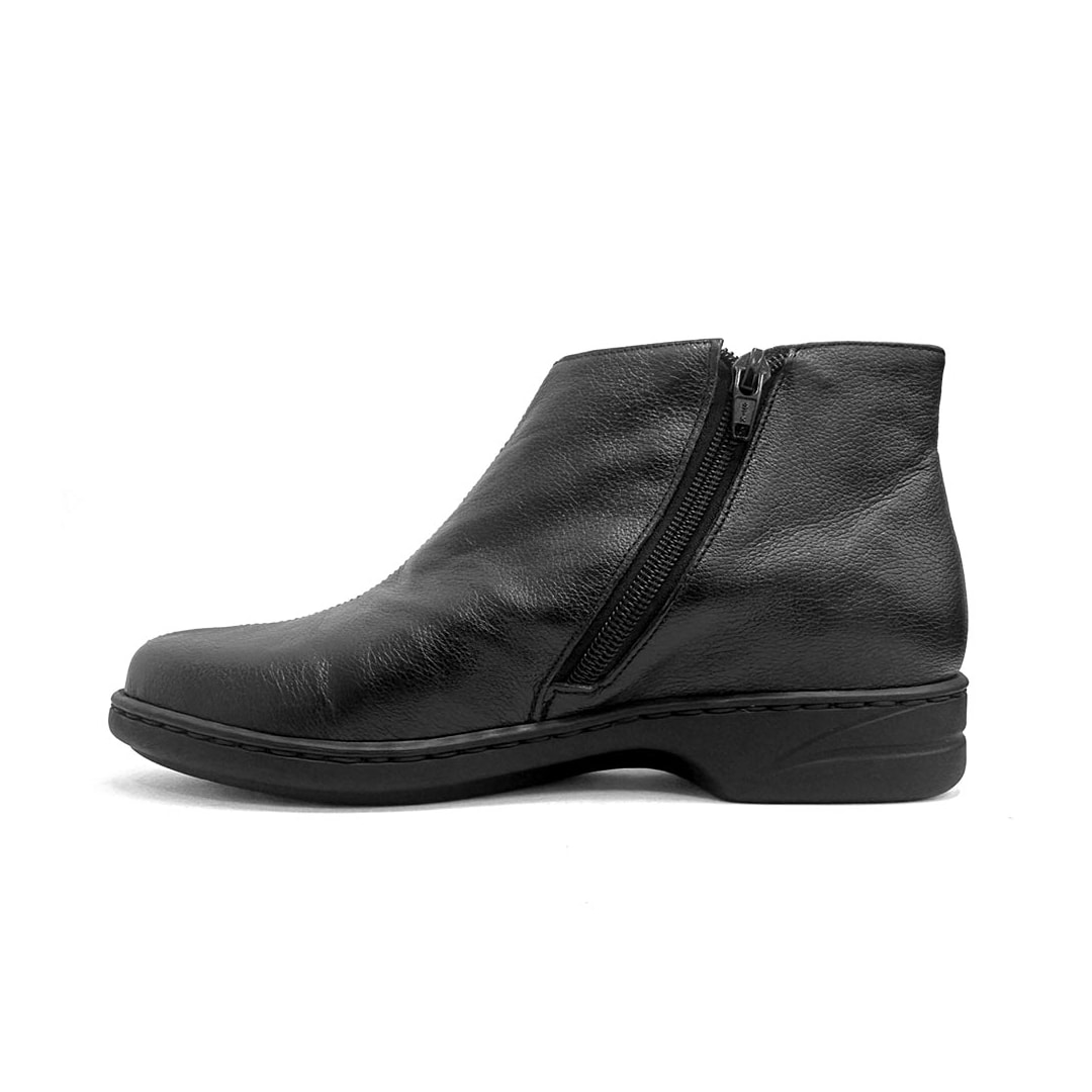 Bota Opananken De Couro Anatômica Feminina 62919 Preto Bota Opananken De Couro Anatômica Feminina 62919 Preto