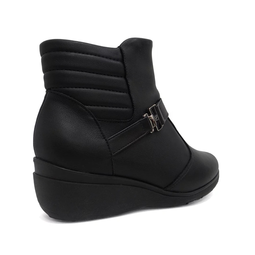Bota Piccadilly Cano Baixo Anabela 117106 Preto Bota Piccadilly Cano Baixo Anabela 117106 Preto