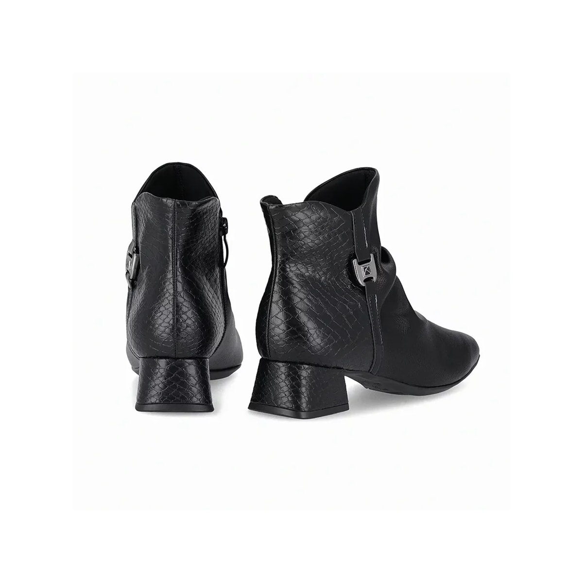 Bota Piccadilly Cano Curto 160080 Preto Bota Piccadilly Cano Curto 160080 Preto