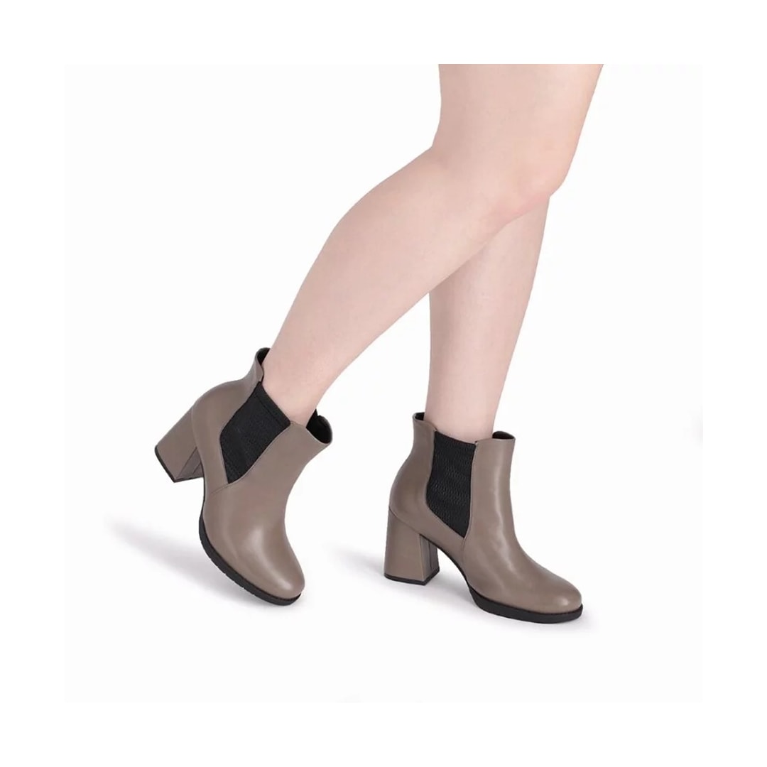 Bota Piccadilly Cano Curto 343003 Taupe Bota Piccadilly Cano Curto 343003 Taupe
