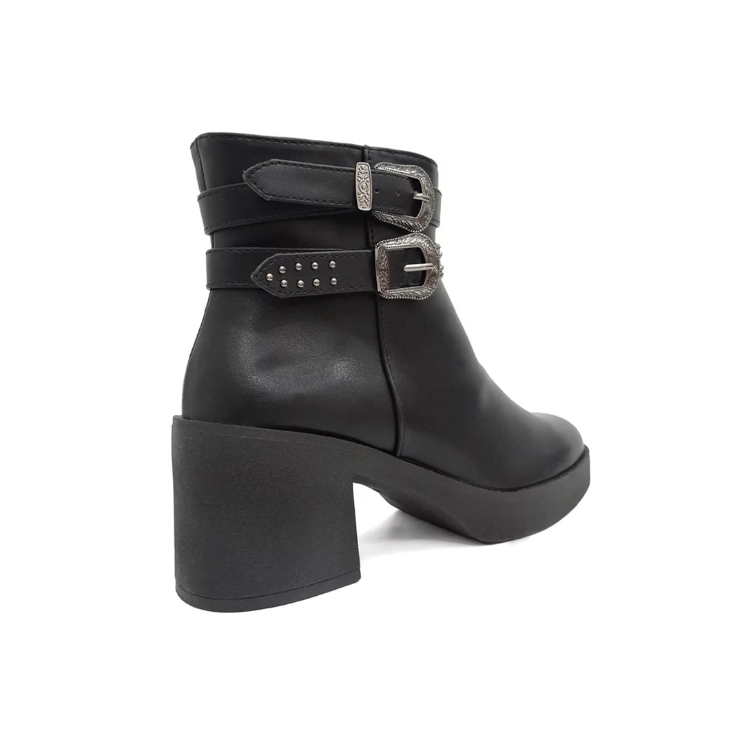 Bota Sua Cia Chelsea Ana Castela 8310.15303 Preto Bota Sua Cia Chelsea Ana Castela 8310.15303 Preto