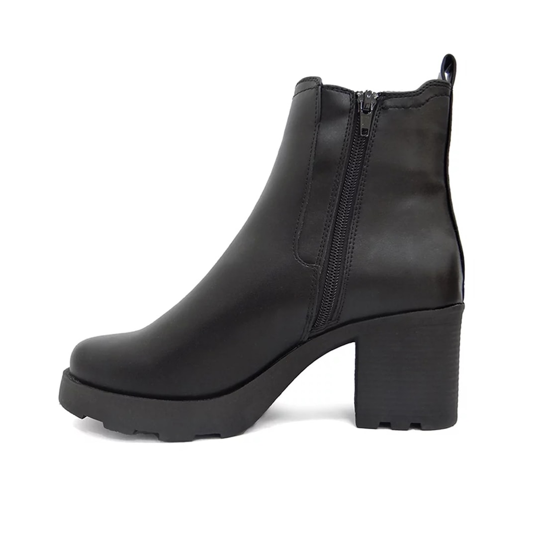 Bota Sua Cia Chelsea Ana Castela 8312.15306 Preto Bota Sua Cia Chelsea Ana Castela 8312.15306 Preto