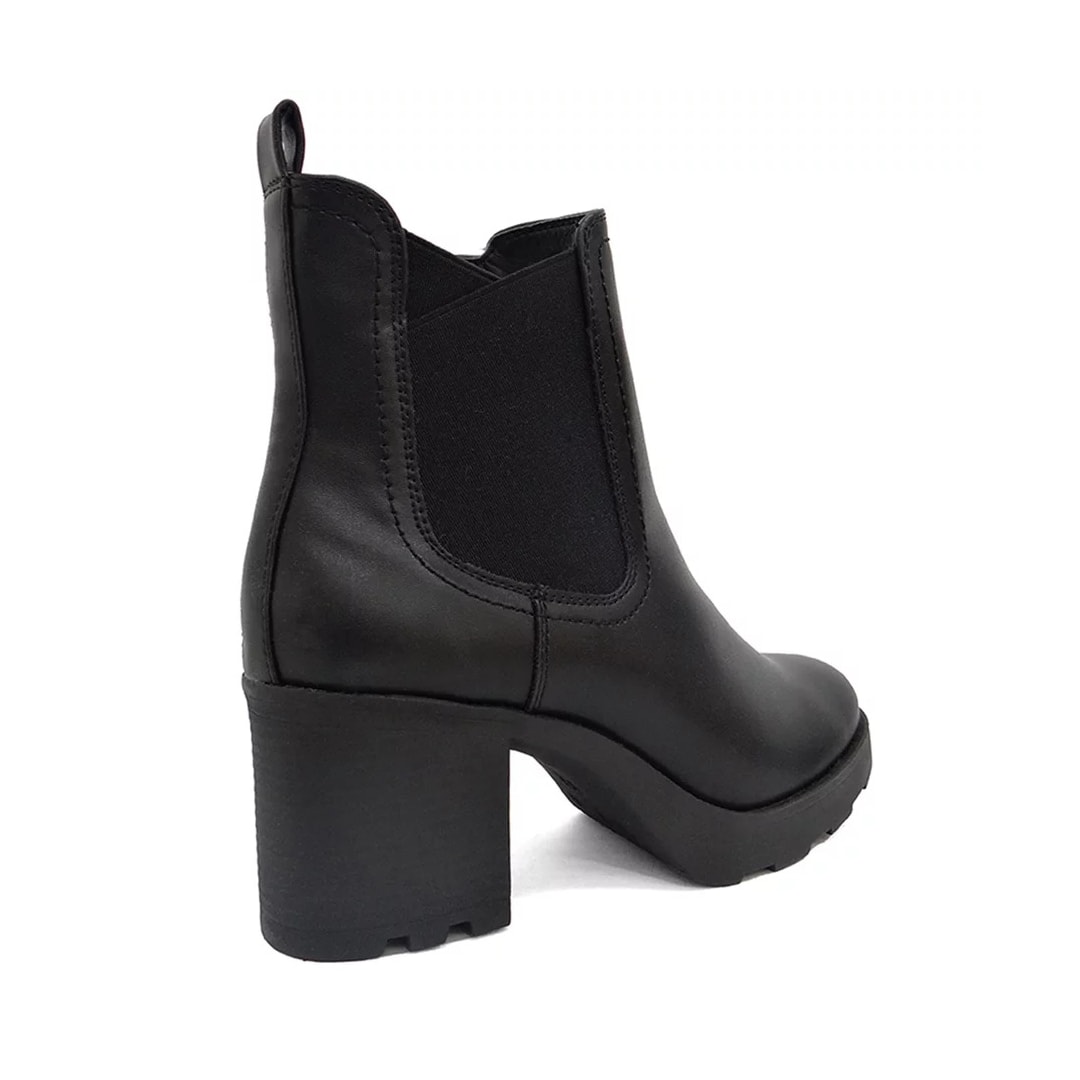 Bota Sua Cia Chelsea Ana Castela 8312.15306 Preto Bota Sua Cia Chelsea Ana Castela 8312.15306 Preto