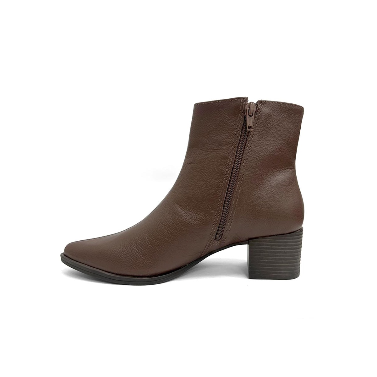 Bota Via Marte Cano Curto Couro 231-008-01 Dark Brown Bota Via Marte Cano Curto Couro 231-008-01 Dark Brown