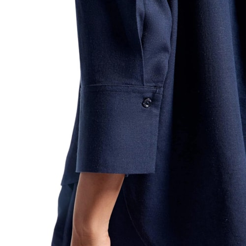 Detalhe - Camisa Hering Feminina Manga 3/4 Com Linho K5v9 Azul Marinho