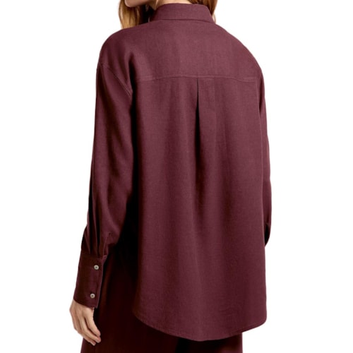 Detalhe - Camisa Hering Feminina Manga Longa Oversized K6BV Vinho
