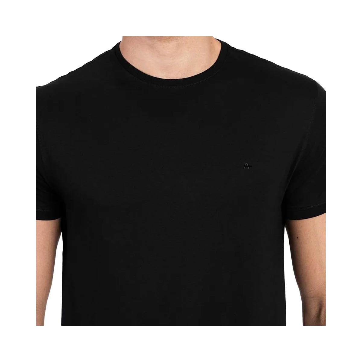 Camiseta Aramis Meia Manga Básica 01.2109 Preto Camiseta Aramis Meia Manga Básica 01.2109 Preto