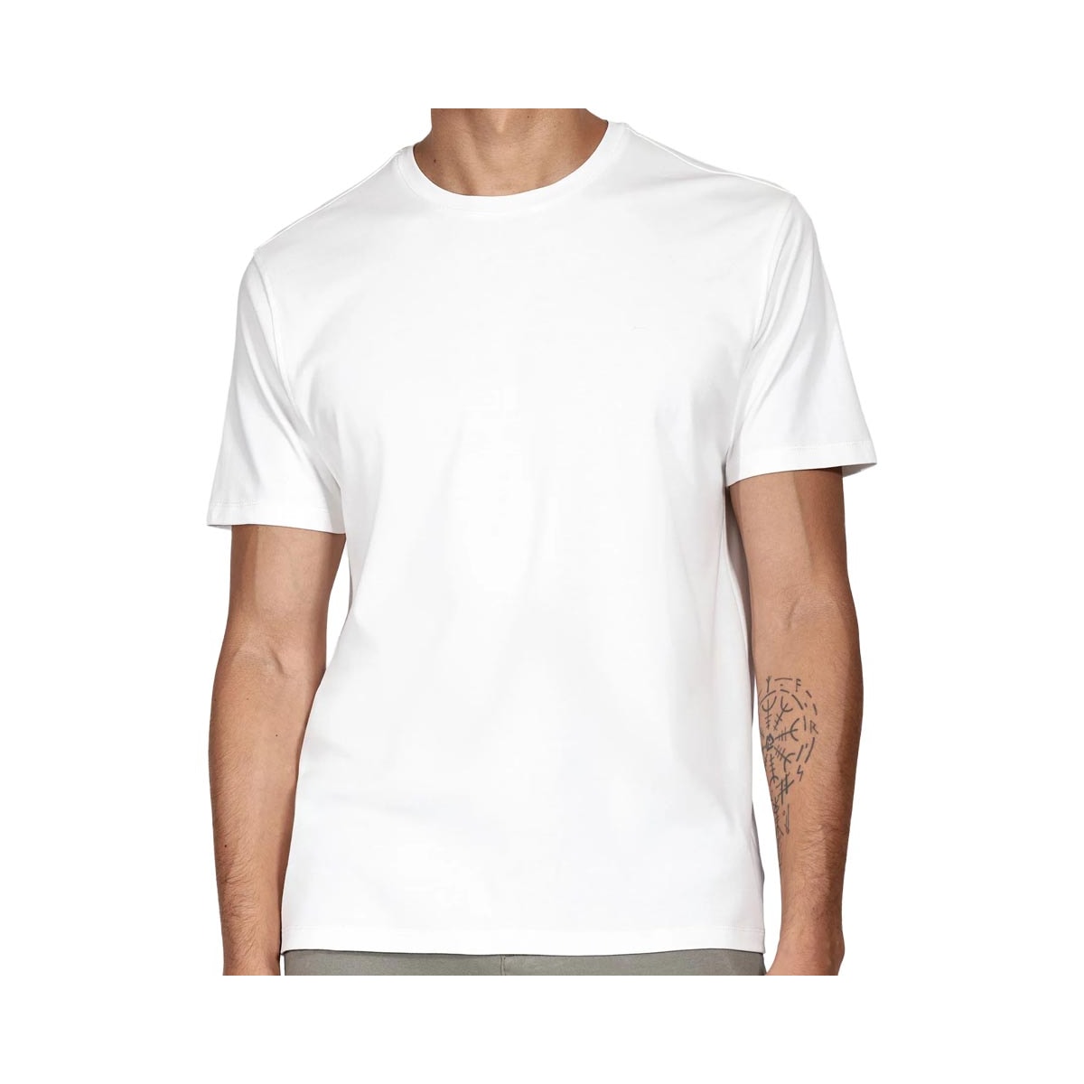 Camiseta Aramis Meia Manga Básica 12.0595 Branco Camiseta Aramis Meia Manga Básica 12.0595 Branco