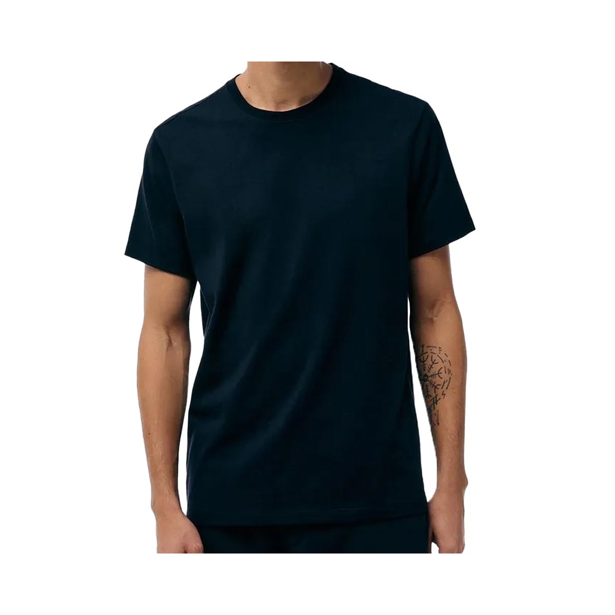 Camiseta Hering Masculina Meia Manga 0227 Preto Camiseta Hering Masculina Meia Manga 0227 Preto