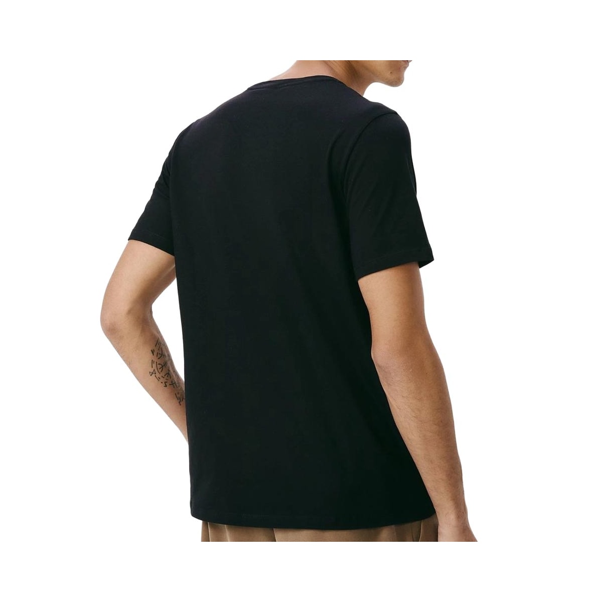 Camiseta Hering Meia Manga Básica 4Fef Preta Camiseta Hering Meia Manga Básica 4Fef Preta