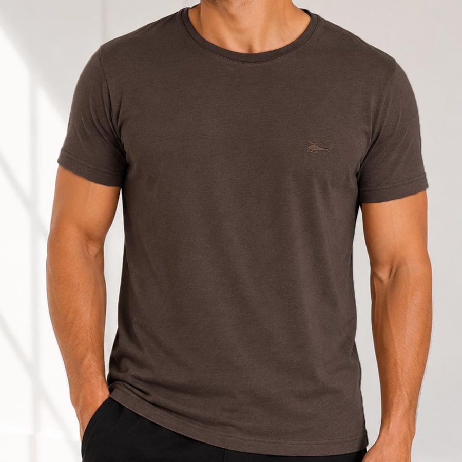 Camiseta Sallo Pergula Meia Manga Básica 1157 Expresso Marrom Camiseta Sallo Pergula Meia Manga Básica 1157 Expresso Marrom