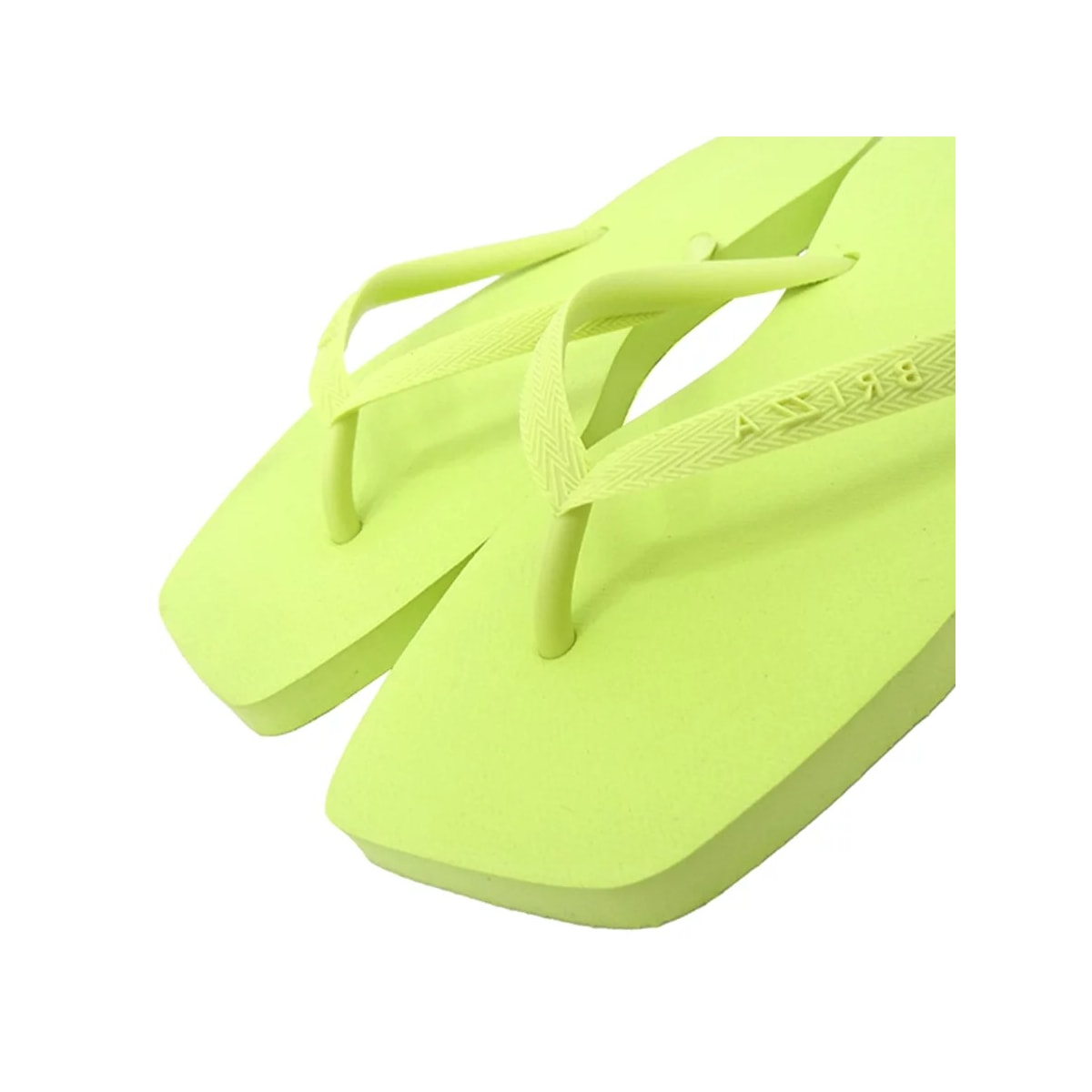 Chinelo Brizza By Arezzo Square Z 19027 002 Amarelo Chinelo Brizza By Arezzo Square Z 19027 002 Amarelo