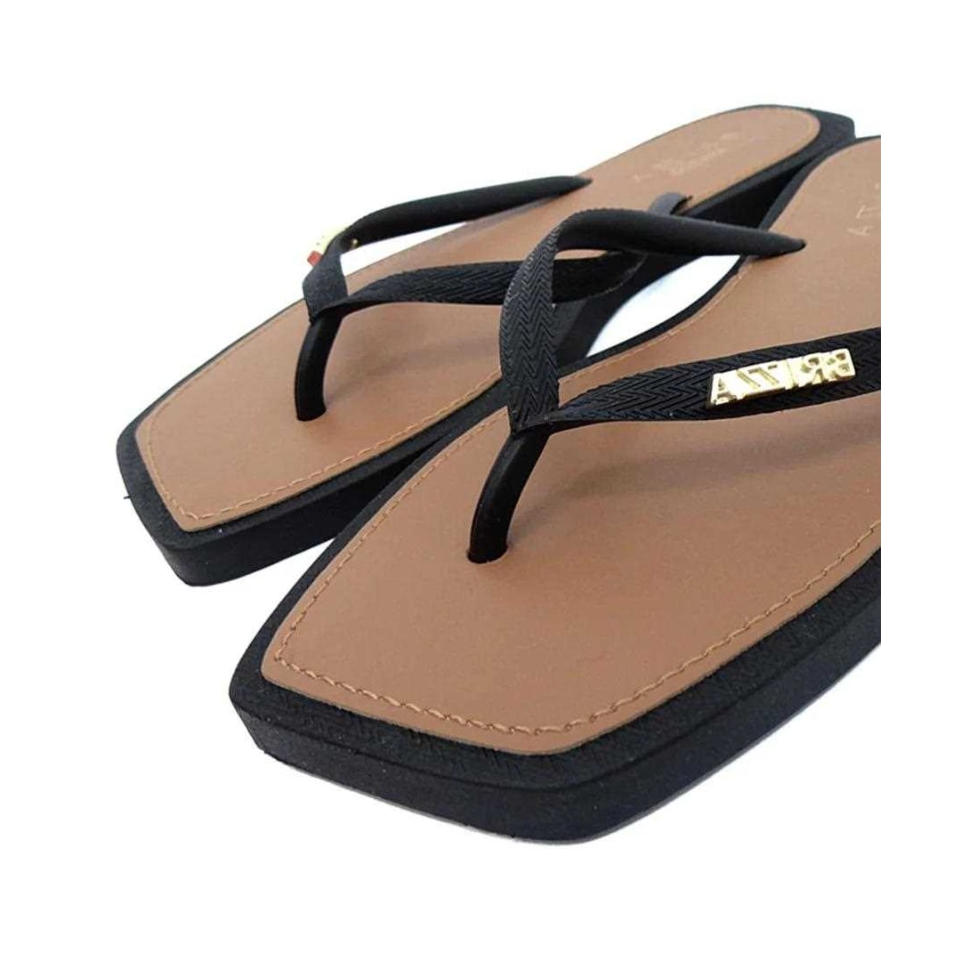 Chinelo Brizza By Arezzo Square Z 19027 Preto Jelly Chinelo Brizza By Arezzo Square Z 19027 Preto Jelly