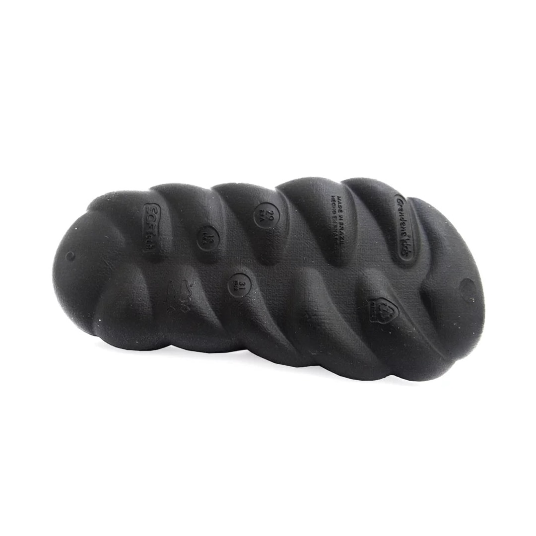 Chinelo Grendene Barbie Comfy Slide 22863 Preto