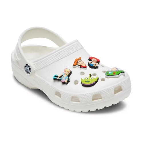 Detalhe - Jibbitz Crocs Toy Story 10009670 Jessie