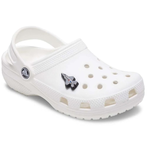 Detalhe - Jibbitz Crocs Usa Fighter Jet 10014591 Cinza