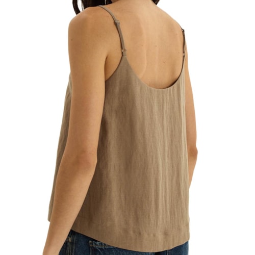 Detalhe - Regata Hering Feminina Em Liocel Crinkle K6up Caqui