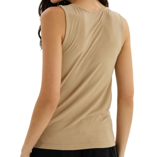 Detalhe - Regata Hering Feminina Malha Decote Degagê 4Av2 Caqui