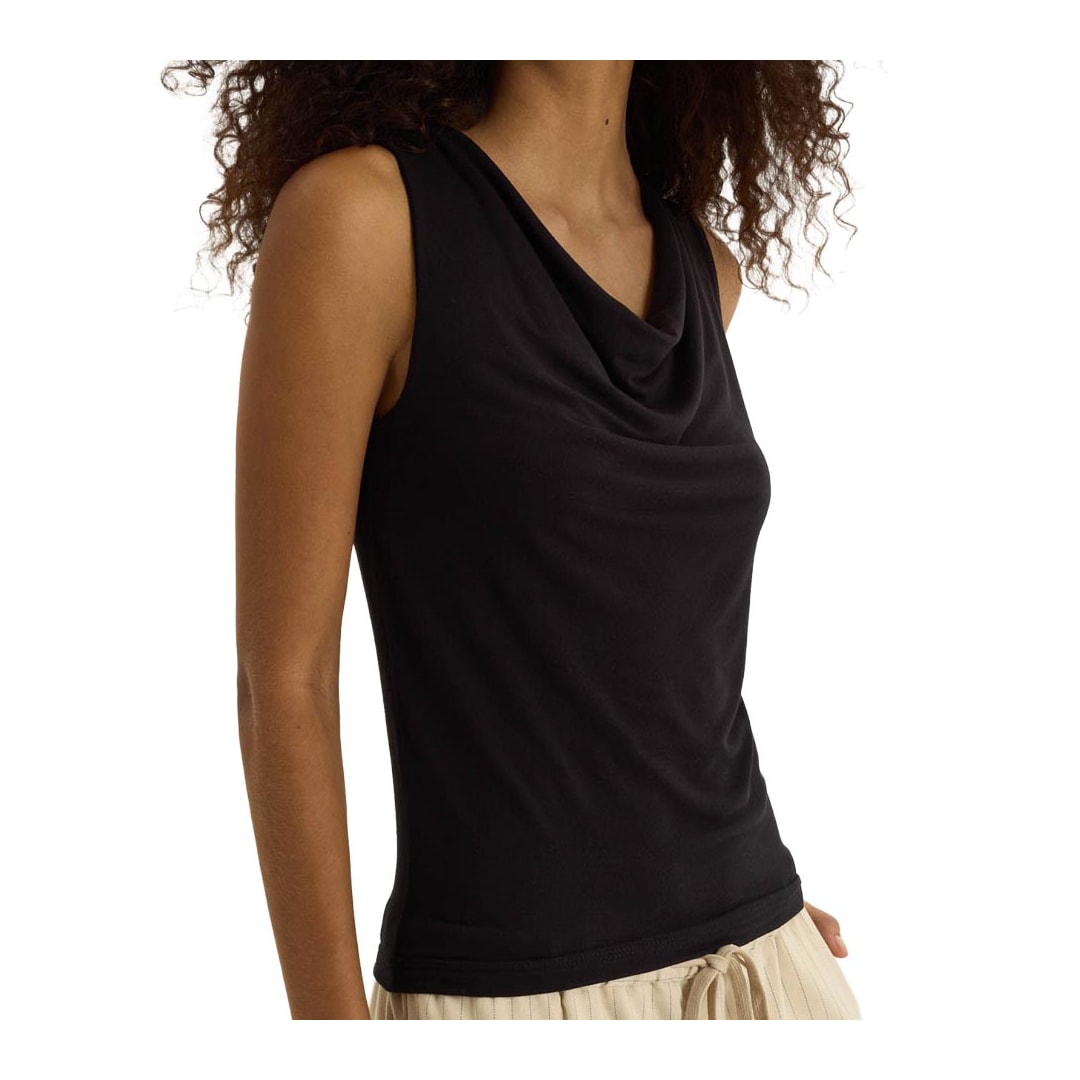 Regata Hering Feminina Malha Decote Degagê 4AV2 Preto
