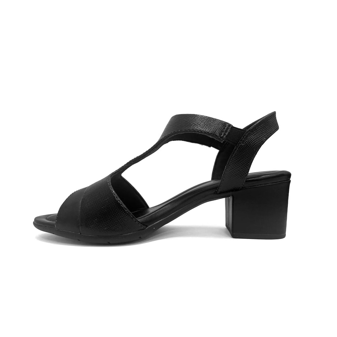 Sandália Comfortflex Salto Bloco 25-57406 Preto Sandália Comfortflex Salto Bloco 25-57406 Preto