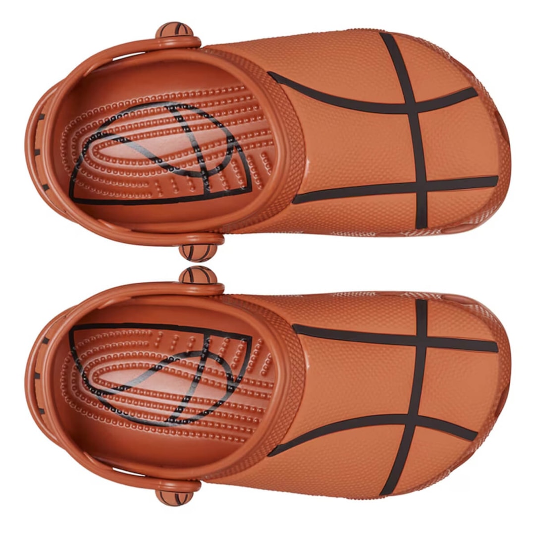 Sandália Crocs Clog Infantil Classic Basketball 210156 Sienna