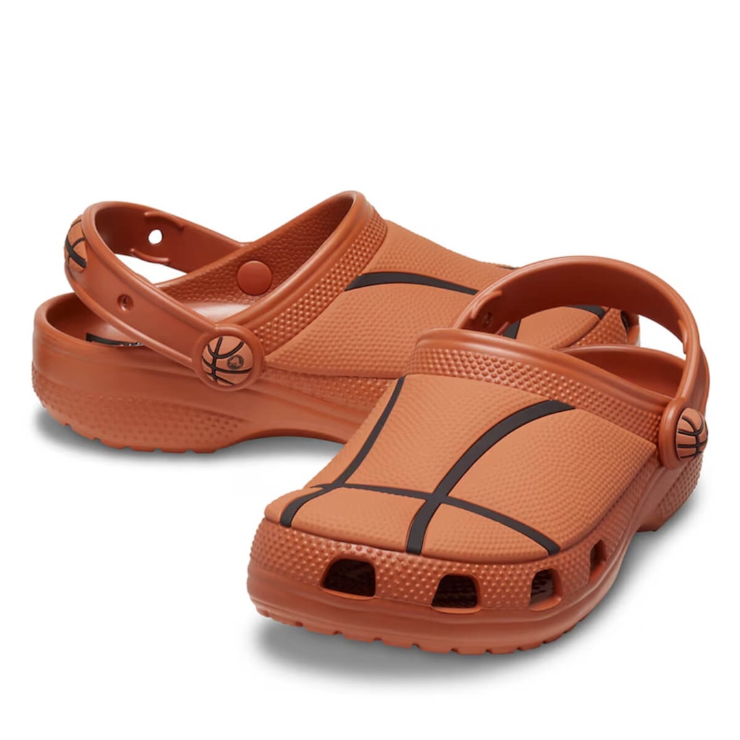 Sandália Crocs Clog Infantil Classic Basketball 210156 Sienna