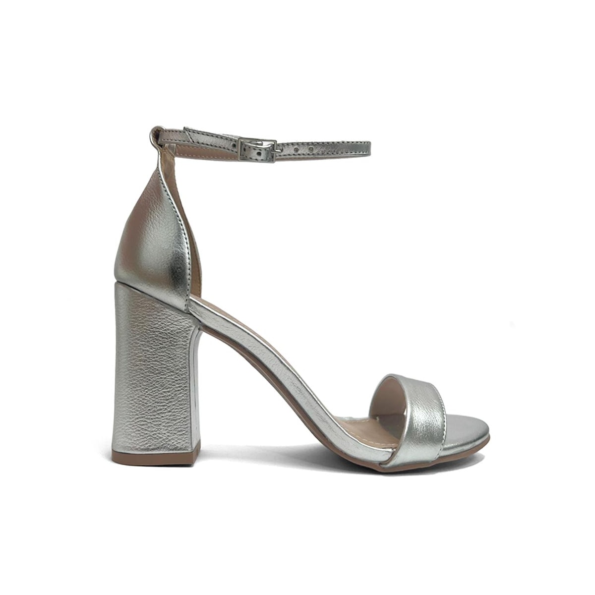 Sandália Lia Line Salto Bloco Couro 2318.71676 Prata Sandália Lia Line Salto Bloco Couro 2318.71676 Prata