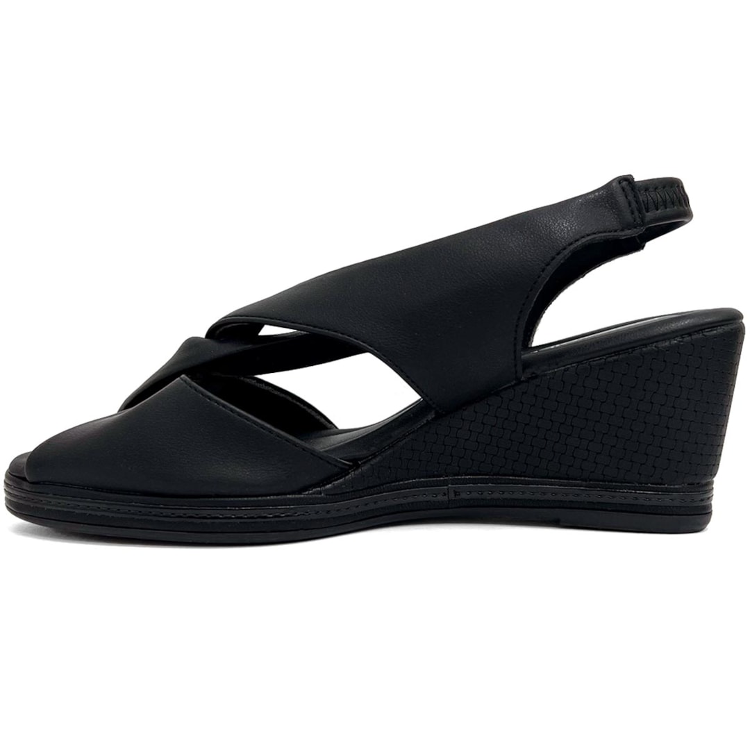 Sandália Piccadilly Anabela Conforto 408221 Preto Sandália Piccadilly Anabela Conforto 408221 Preto