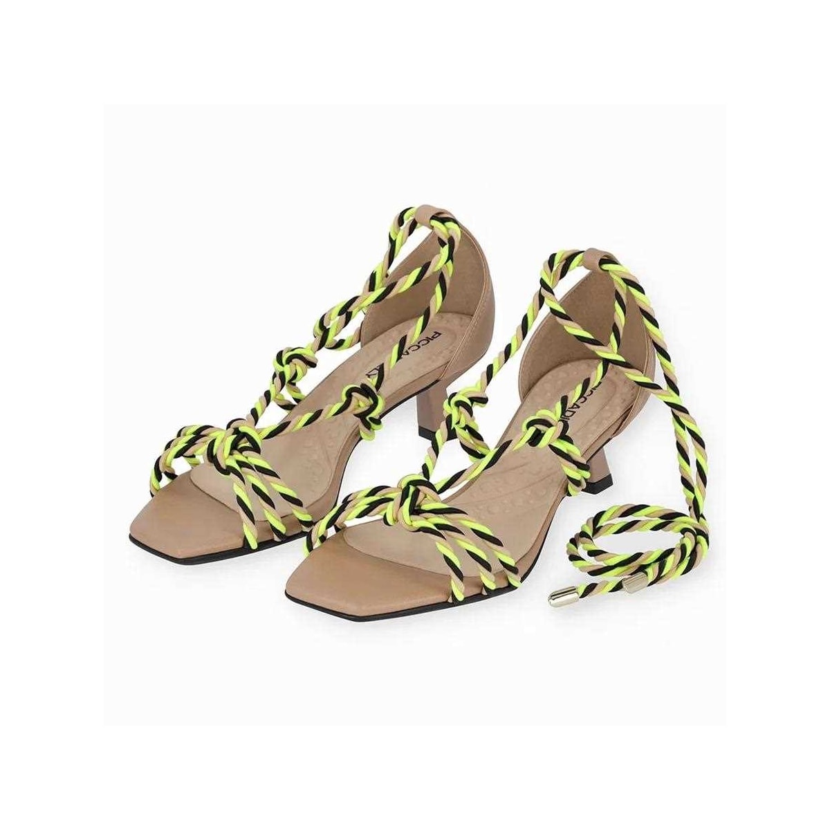 Sandália Piccadilly Conforto 588004 Nude Claro Sandália Piccadilly Conforto 588004 Nude Claro