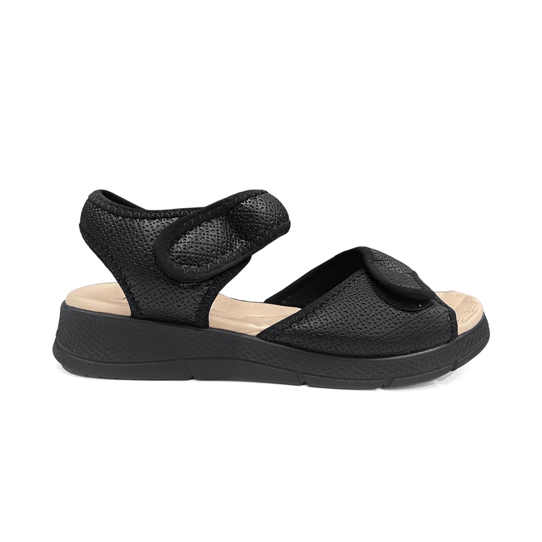Sandália Piccadilly Papete Joanete 571003 Preto/Off White Sandália Piccadilly Papete Joanete 571003 Preto/Off White
