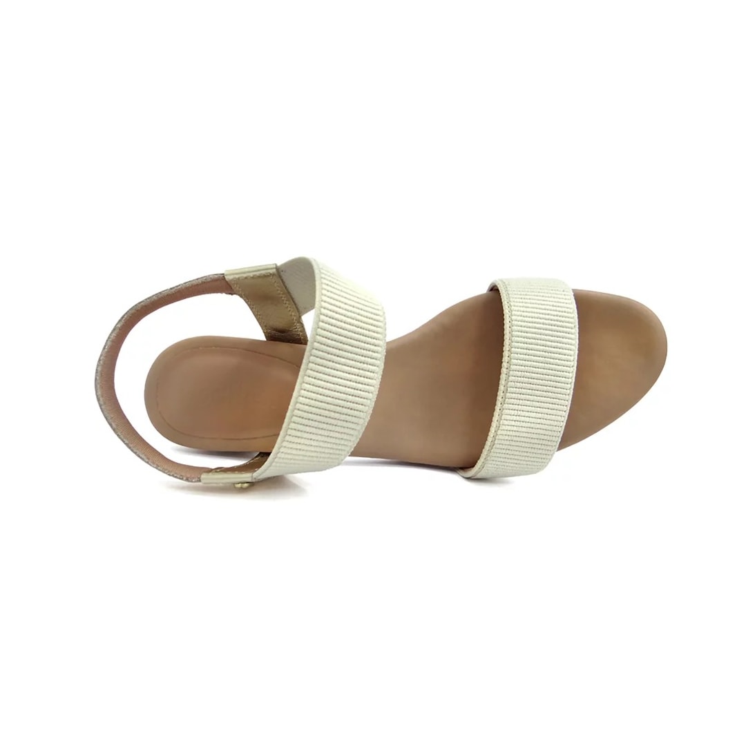 Sandália Usaflex Salto Médio Grosso Y8204 Prata Velha Sandália Usaflex Salto Médio Grosso Y8204 Prata Velha
