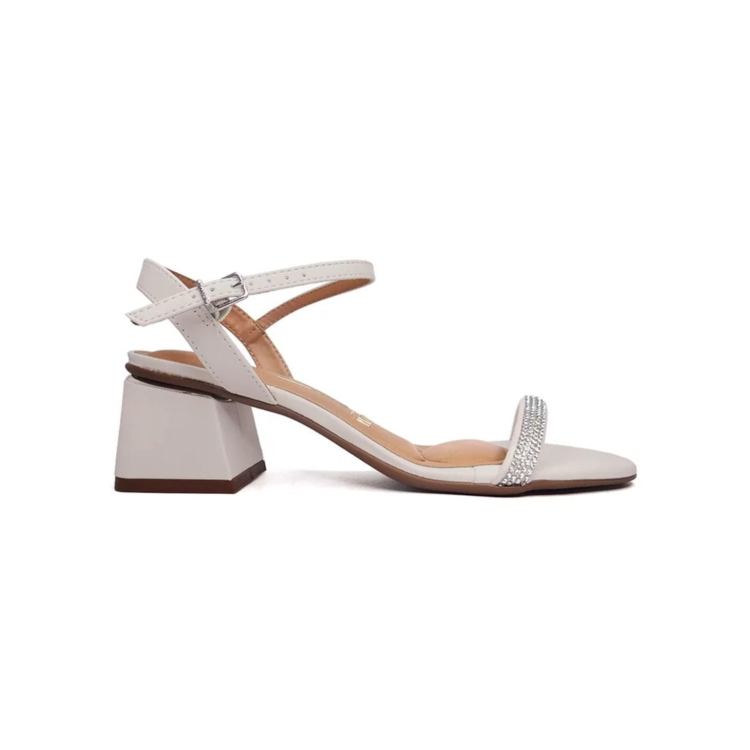 Sandália Vizzano Salto Bloco Médio 6428.130 Branco Off Sandália Vizzano Salto Bloco Médio 6428.130 Branco Off