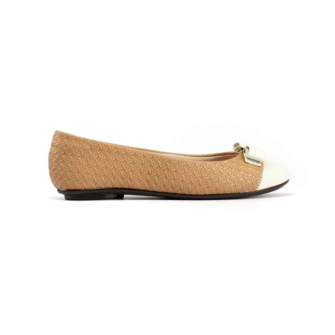 Sapatilha Moleca Feminina 5642.326 Areia/Branco