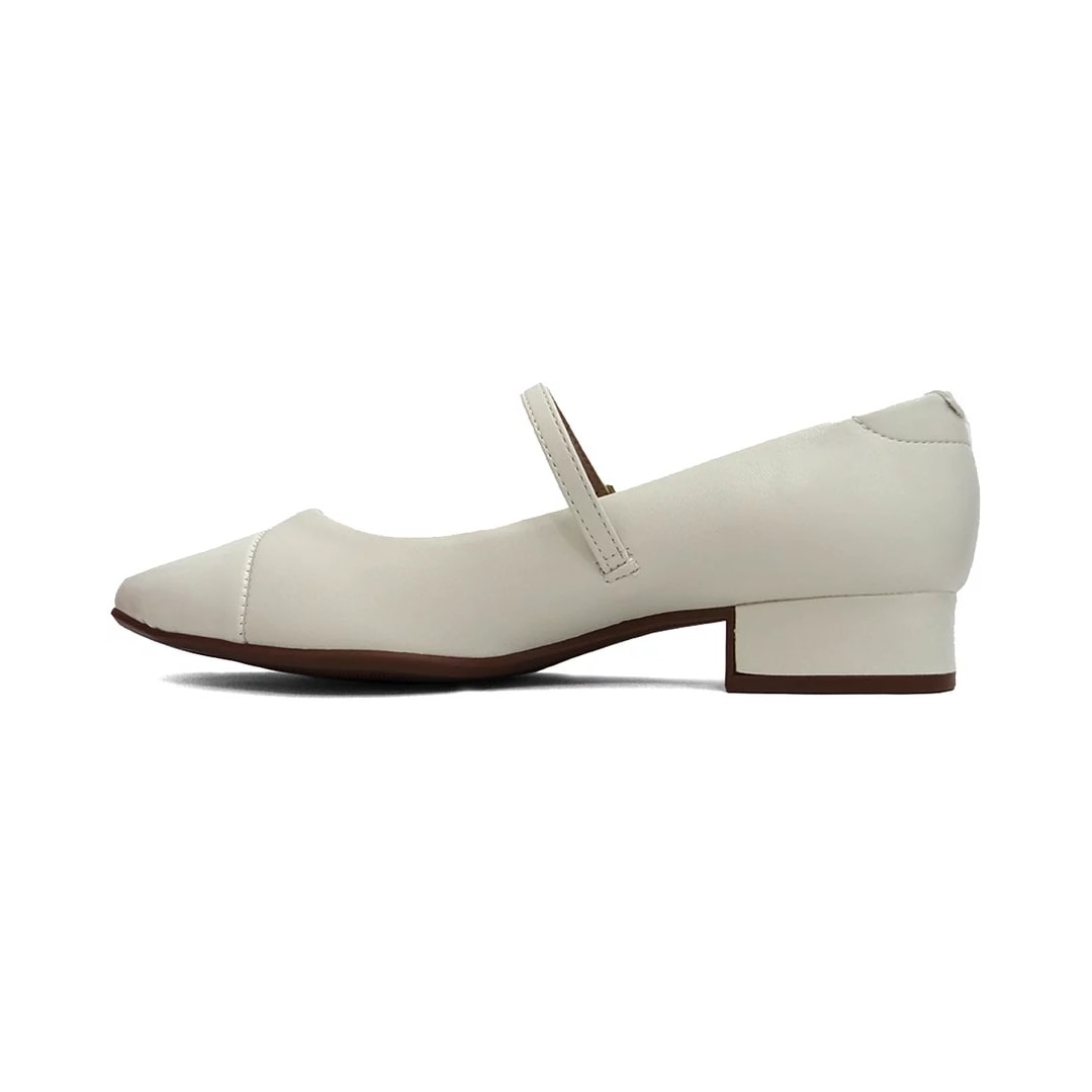 Sapato Moleca Boneca Salto Baixo 5795.103 Branco Off Sapato Moleca Boneca Salto Baixo 5795.103 Branco Off