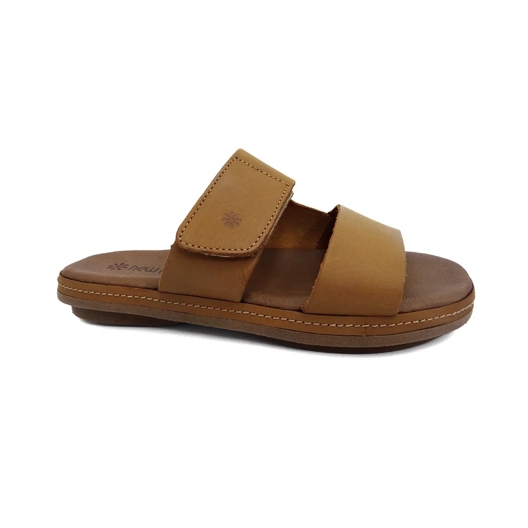 Tamanco New Face Flat De Couro 21820 Ambar Tamanco New Face Flat De Couro 21820 Ambar