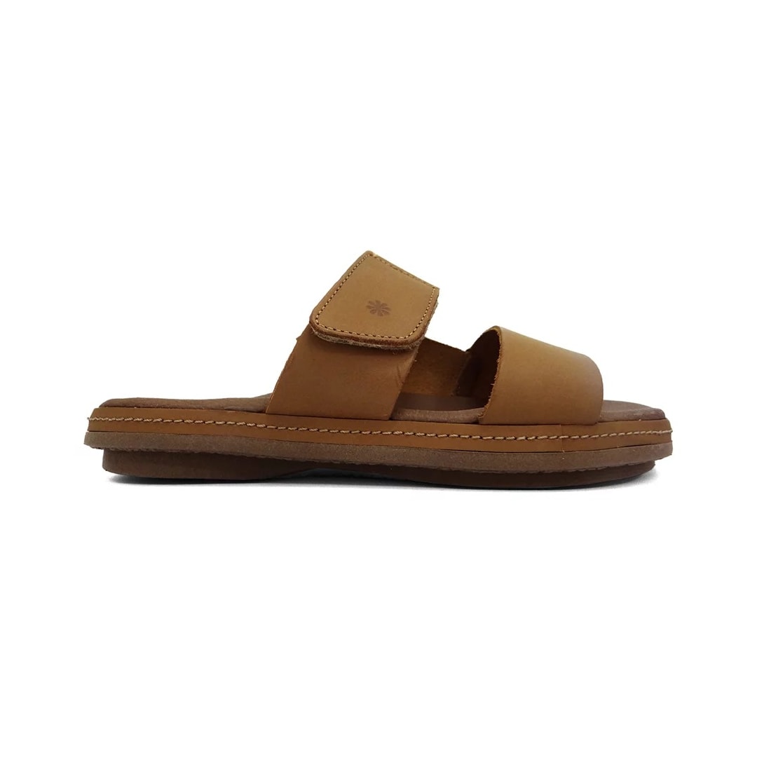 Tamanco New Face Flat De Couro 21820 Ambar Tamanco New Face Flat De Couro 21820 Ambar