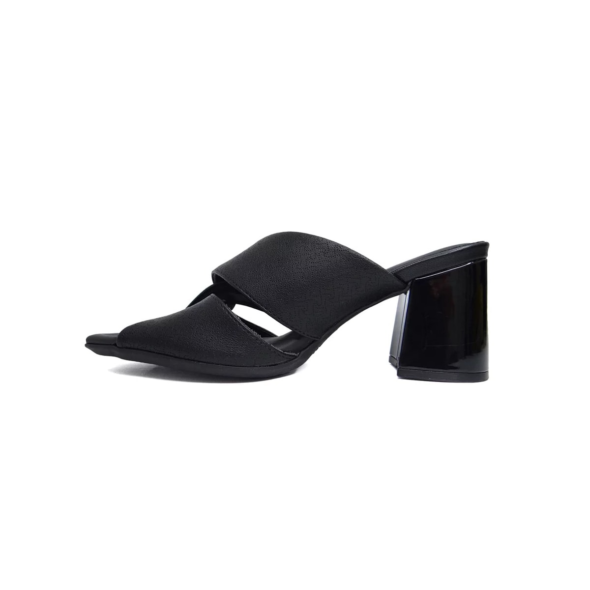 Tamanco Piccadilly Salto Bloco 626030 Preto Tamanco Piccadilly Salto Bloco 626030 Preto